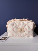 Ręcznie szyta kosmetyczka pikowana miękka materiałowa HandMade Unikat