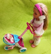 Lalka Nancy z wózkiem i bobasem PIĘKNA