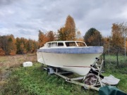 Kadłub łodzi motorowej 