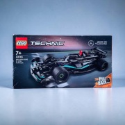 LEGO Technic 42165 Samochód Mercedes AMG F1 W14 E Napęd Pull-back Auto
