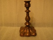 ŚWIECZNIK STOŁOWY FRAGET WARSZAWA MIEDZ PLATER kon.19w. na KOMODĘ KOMINEK