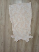 Sukienka ze złotą nitka 