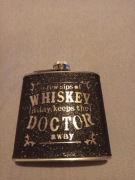 Piersiówka whiskey doctor nowa 