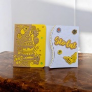 Ręcznie robiona kartka urodzinowa „Sto lat” DJora – żółta nr 1