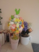 Nowe ozdobne drzewko Wielkanocne pisanki, kurczaki, kwiaty