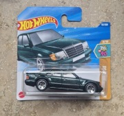  Hotweels POJAZD KOLEKCJONERSKI METALOWY  W SKALI 1:64 DLA DZIECI