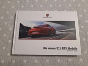 2017 Porsche 911 GTS Prospekt niemiecki twarda okładka 118 stron 1 / 2017