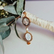 Medalion do Bukietu Ślubnego ze Zdjęciem Wisiorek Zawieszka Tekstem Kwiaty