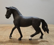 Schleich koń hanowerski wałach figurka model z zestawu z 2017 r