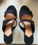 Klapki Oysho roz. 39 czarne na koturnie