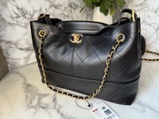 Torebka Chanel shopping czarna skóra
