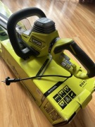 Nożyce do żywopłotu RYOBI