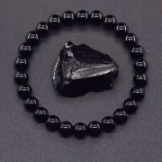 Bransoletka z onyksu 8 mm