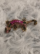 Biżuteria damska. Broszka jaszczurka