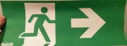 Naklejki Drogowskazy ewakuacyjne (prawo, lewo, w dół)