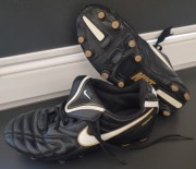 Buty piłkarskie - korki - NIKE, 24 cm