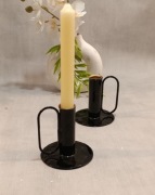 Dwa metalowe kaganki na świecę 