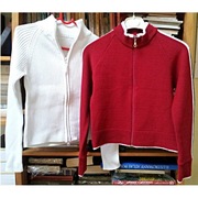 SWETER swetry biały czerwony rozmiar S/M  - 2 szt