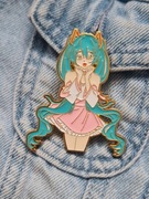 Przypinka emaliowana Hatsune Miku Vocaloid duża
