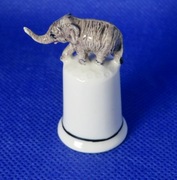 Naparstek Kolekcjonerski Porcelanowy Ręcznie Malowany Szczęśliwy Słonik 