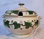 Waza do zupy syg.WEDGWOOD "Napoleon IVY"