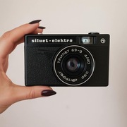 Aparat analogowy Siluet Elektro + oryginalne etui – ZSRR, lata 80. 