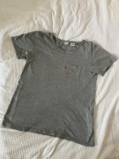 T-shirt Levi’s szary rozmiar XS