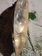 Lampa prawa przód Peugot 407