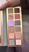 Anastasia Beverly Hills paleta do makijażu Nouveau cudowna