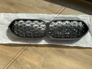 Atrapa chłodnicy BMW M ze stylizowaną siatką w kolorze Cerium Grey