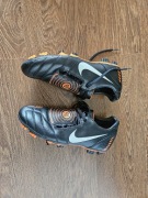 Korki Adidas T90 roz. 44