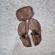 Skórzane mokasyny i etui ręcznie robione 