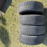 Opony zimowe 190/60 R16 z felgami stalowymi (Peugot 2008)