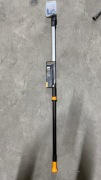 FISKARS Żyrafa Sekator Tel.UPX86 6M Długi + Piła