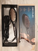 Szczotka prostująca włosy cecotec 