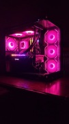 Komputer gamingowy r7 5700 rx 6800 16gb vram 32gb ram