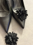 Ozdobne przypinki do butów