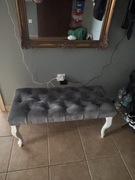 Elegancka ławeczka pikowana szara – styl glamour / vintage