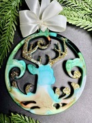 Ręcznie wykonana ozdoba z żywicy epoksydowej.