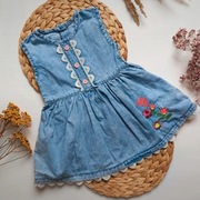 Sukienka jeansowa jeans 86 haftowana kwiaty kwiatki guziki koronka krótka