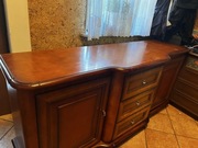 Piękna komoda z drewna gruszy.