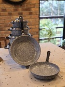 Garnki marmurowe 12el