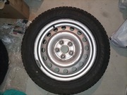 Koła stalowe 16 cali z oponami zimowymi 