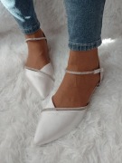 (41/42) Białe, bogato zdobione baleriny ślubne , NOWE 