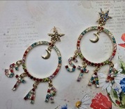 STAR gwiazdki złote kolczyki literki kolorowe kryształki koła glamour modne