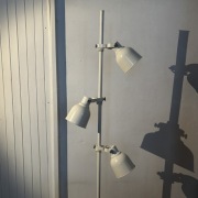 Biała lampa IKEA podłogowa stojąca 