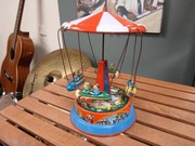 Stara Zabawka Blaszana Tin Toy Karuzela z Gondolami Sprawna