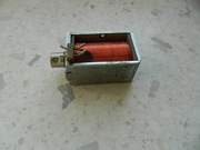 Elektromagnesy ciągnące stosowane w magnetofonach Diora