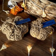 Ręcznie robione na szydełku dynie na jesien, ozdoba