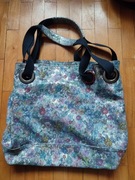 Torebka skórzana w kwiatki 